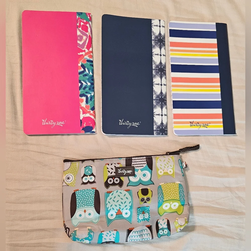 Thirty-One Owl Print Thermal Insulated Pouch & Three Colorful Notebooks NWOT - Picture 3 of 9